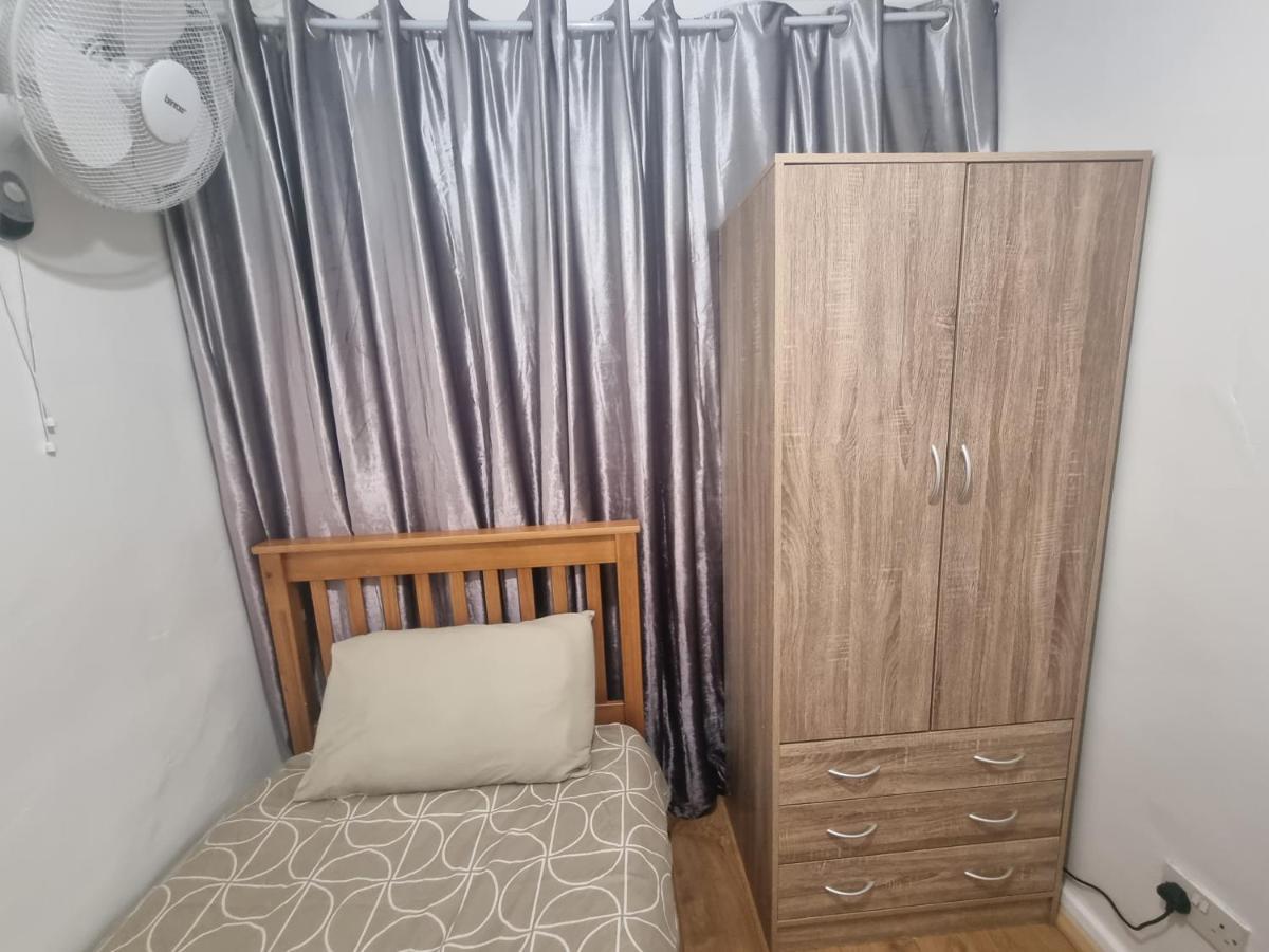 Private Double Room in London  Buitenkant foto