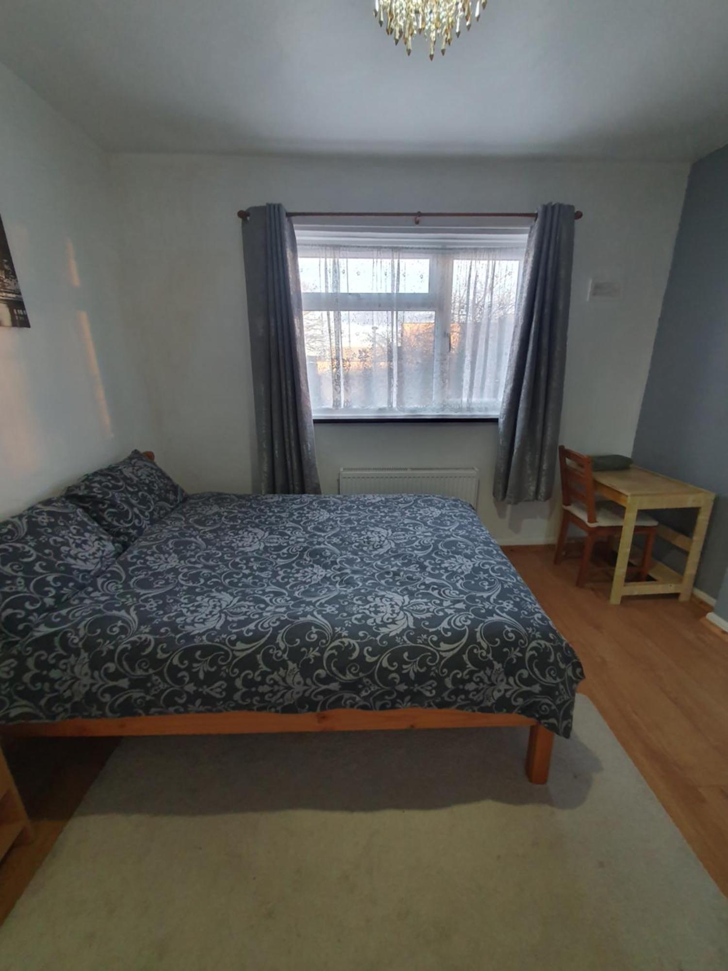 Private Double Room in London  Buitenkant foto